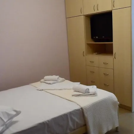 Aparthotel Pantazis In