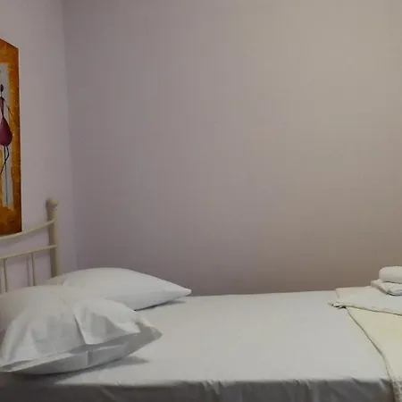 Aparthotel Pantazis In Agios Nikitas