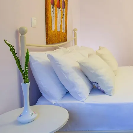 Aparthotel Pantazis In *